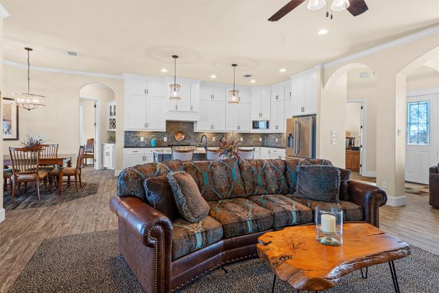 308 County Road 3336, Paradise, TX 76073