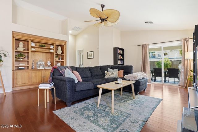 9323 W KINGMAN Street, Tolleson, AZ 85353