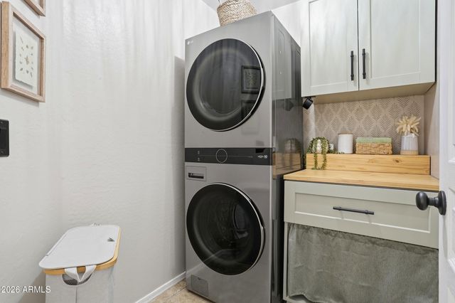 9323 W KINGMAN Street, Tolleson, AZ 85353