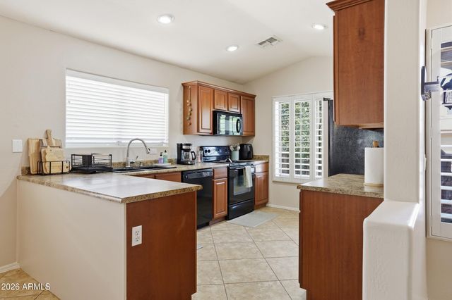 9323 W KINGMAN Street, Tolleson, AZ 85353