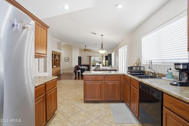 9323 W KINGMAN Street, Tolleson, AZ 85353