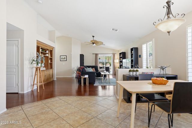 9323 W KINGMAN Street, Tolleson, AZ 85353