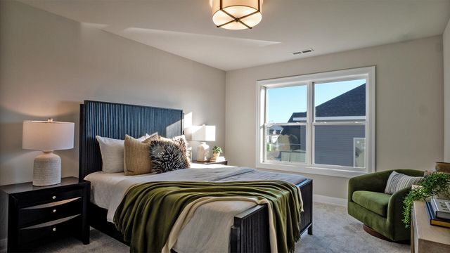 1751 Trailbrook Drive, Valparaiso, IN 46385