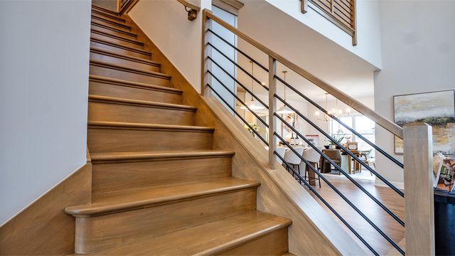 1751 Trailbrook Drive, Valparaiso, IN 46385