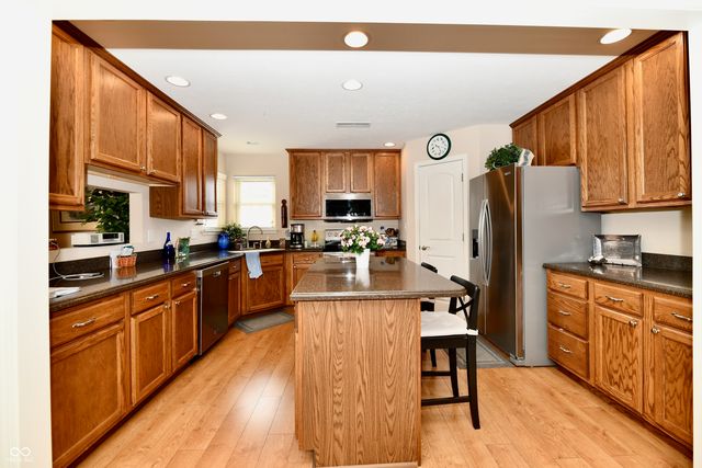 5514 Coventry Park Way, Indianapolis, IN 46237