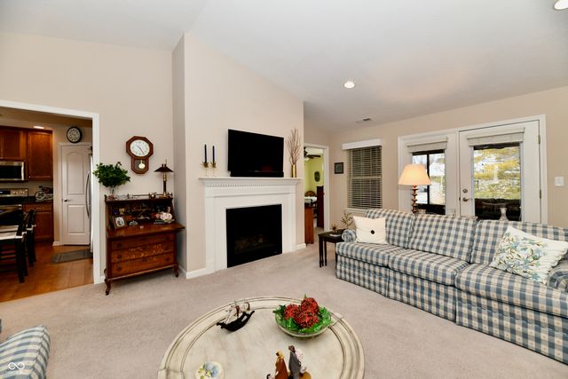 5514 Coventry Park Way, Indianapolis, IN 46237