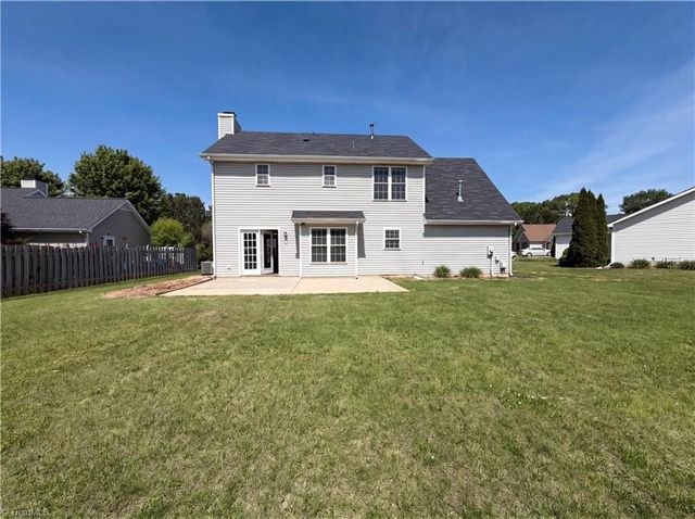 135 Brookgreen Court, Kernersville, NC 27284