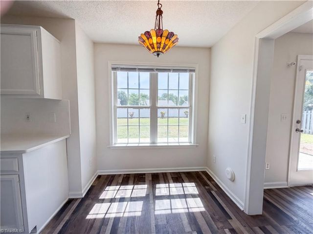 135 Brookgreen Court, Kernersville, NC 27284