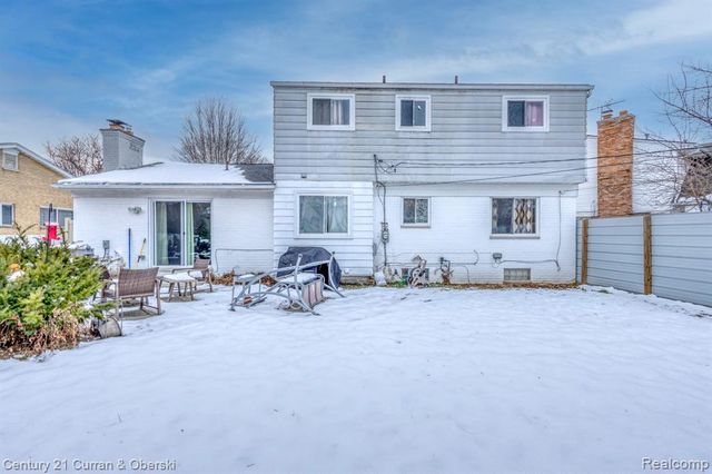 1286 Sherbourne Drive, Dearborn Heights, MI 48127