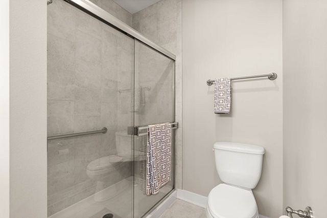 15005 Springbrook Trail, Urbandale, IA 50323