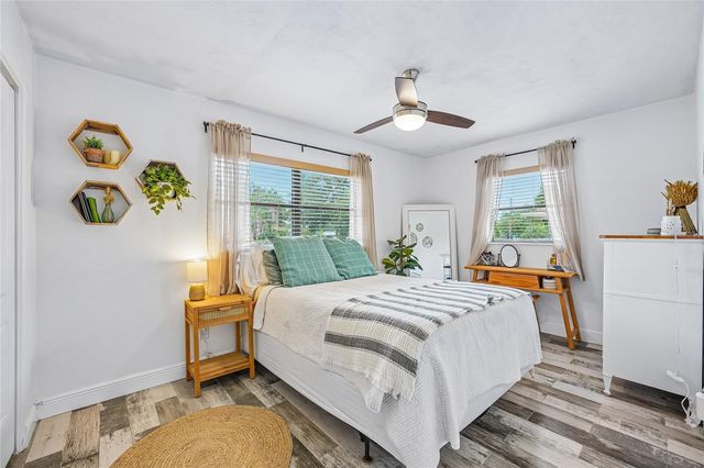 5201 11TH AVENUE N, St Petersburg, FL 33710