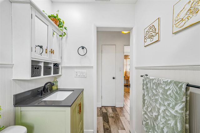 5201 11TH AVENUE N, St Petersburg, FL 33710