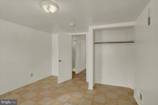 1732 WALNUT ST, Harrisburg, PA 17103