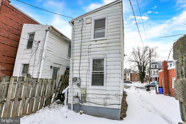 1732 WALNUT ST, Harrisburg, PA 17103