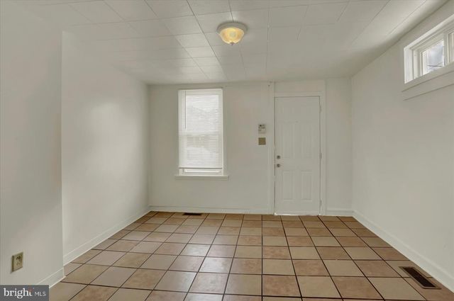 1732 WALNUT ST, Harrisburg, PA 17103