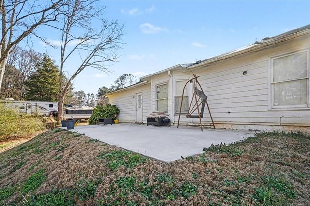 497 Natasha Drive, Auburn, GA 30011