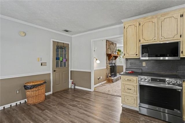 497 Natasha Drive, Auburn, GA 30011