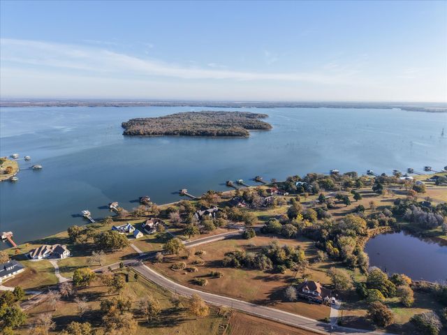 83 El Barco, Corsicana, TX 75109