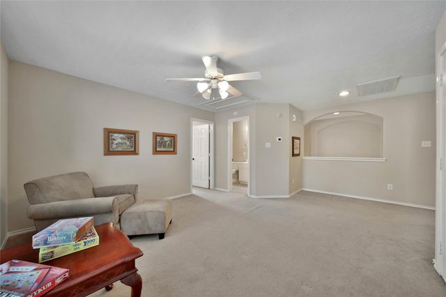 159 S Queenscliff Circle, The Woodlands, TX 77382