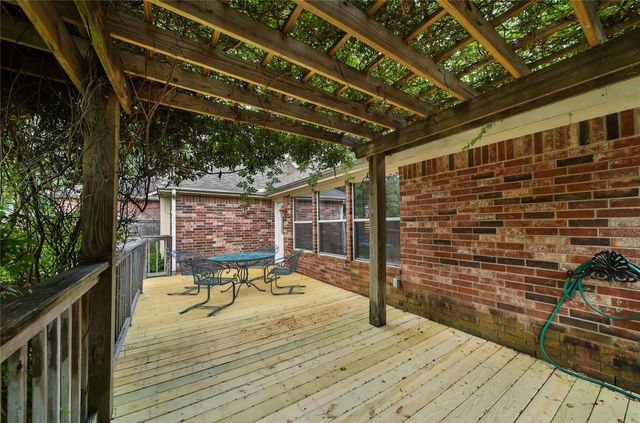 159 S Queenscliff Circle, The Woodlands, TX 77382