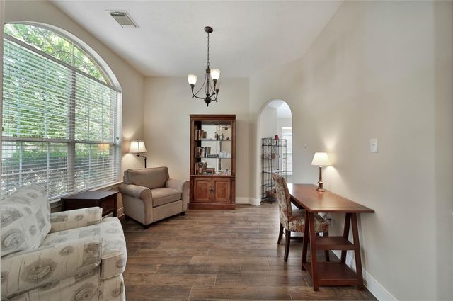 159 S Queenscliff Circle, The Woodlands, TX 77382
