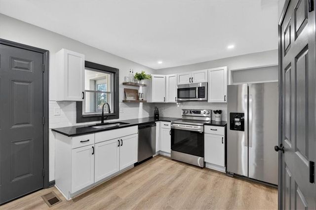 3541 E 78th Street, Kansas City, MO 64132