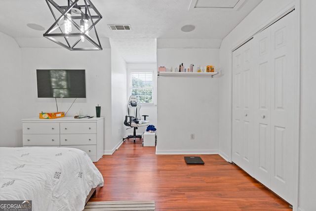 55 Creek View Drive, Hoschton, GA 30548
