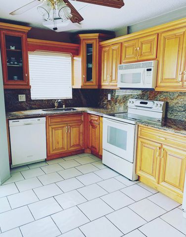 3465 VIA POINCIANA 804, Lake Worth, FL 33467