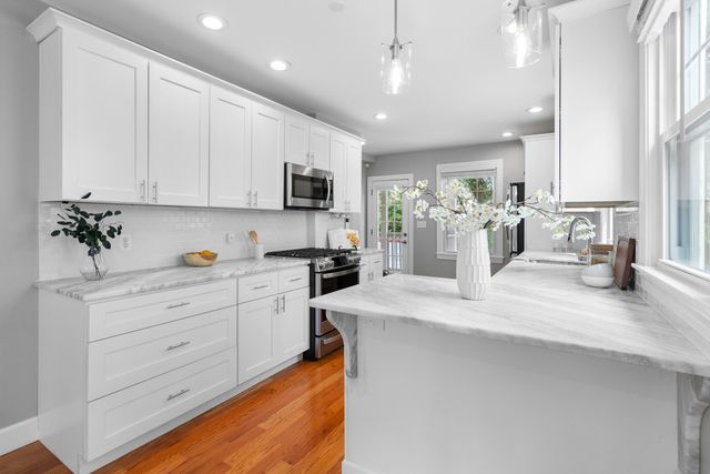 13 Laurel Street 1, Arlington, MA 02476