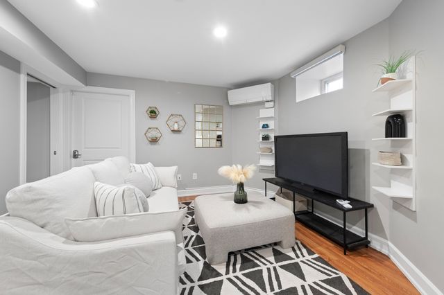 13 Laurel Street 1, Arlington, MA 02476