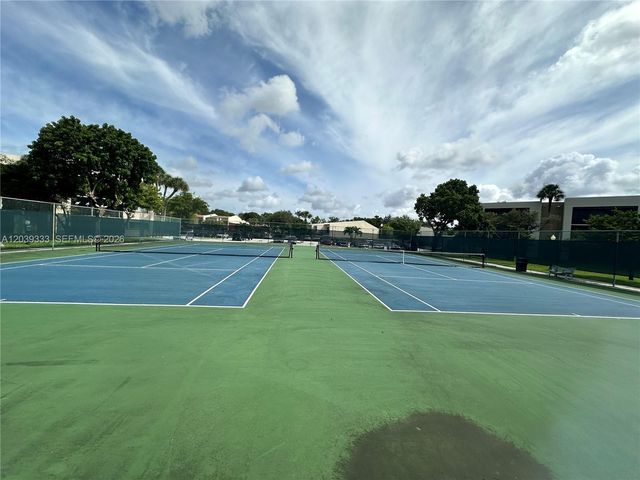 8045 SW 107th Avenue 201, Miami, FL 33173