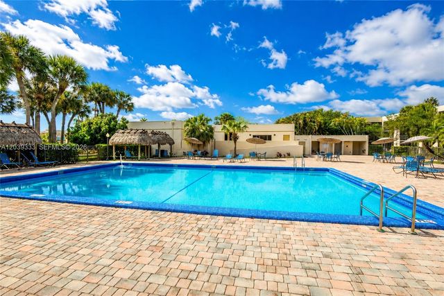 8045 SW 107th Avenue 201, Miami, FL 33173