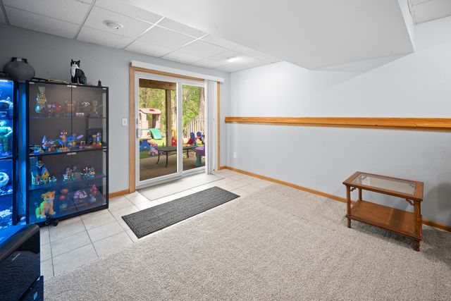 4620 N Division Street, Davenport, IA 52806