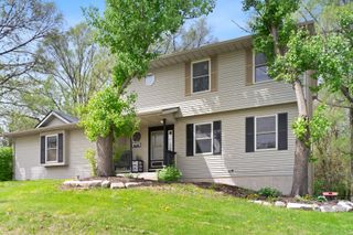 4620 N Division Street, Davenport, IA 52806