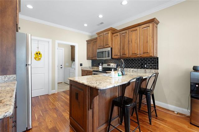 240 Regency Lane SW, Calhoun, GA 30701