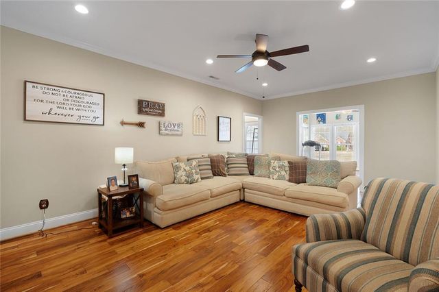 240 Regency Lane SW, Calhoun, GA 30701