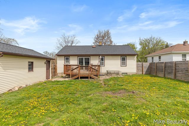 2135 Avon Avenue, Wyoming, MI 49519