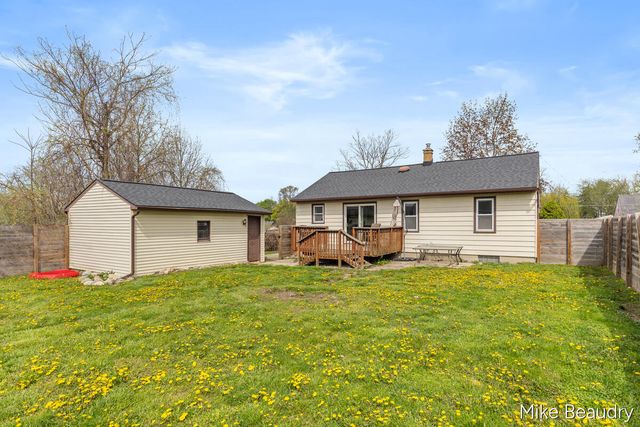 2135 Avon Avenue, Wyoming, MI 49519