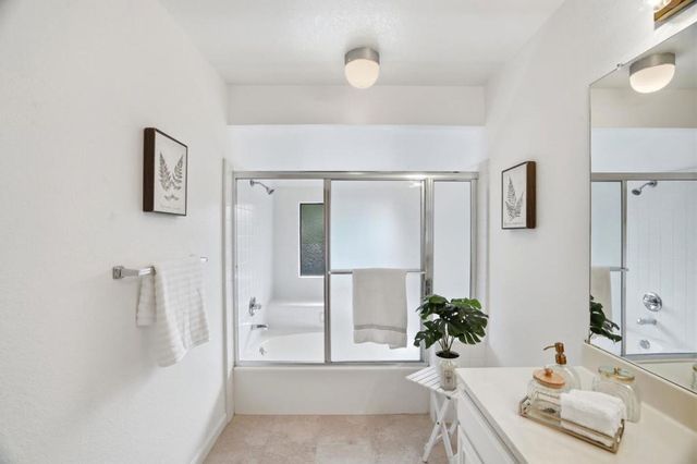 43524 Ocaso Corte Street, Fremont, CA 94539