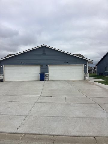 10540-10542 E Conifer St, Wichita, KS 67207