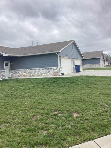 10540-10542 E Conifer St, Wichita, KS 67207