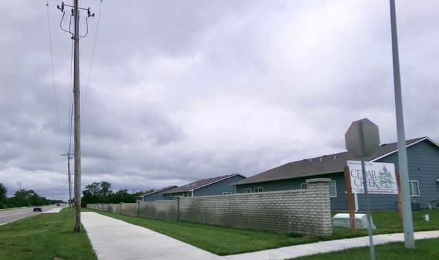 10540-10542 E Conifer St, Wichita, KS 67207