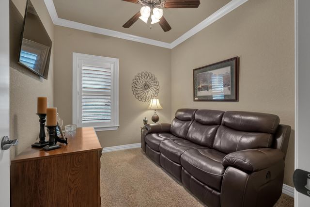 1904 Oak Knoll Cr., Longview, TX 75605