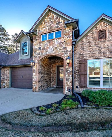 1904 Oak Knoll Cr., Longview, TX 75605