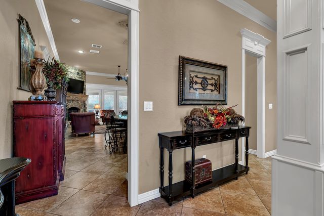 1904 Oak Knoll Cr., Longview, TX 75605