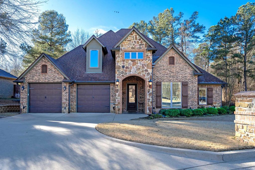 1904 Oak Knoll Cr., Longview, TX 75605