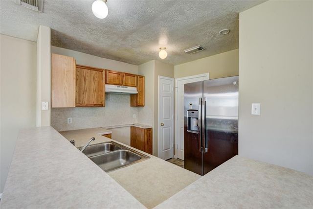 822 Richview Drive, Houston, TX 77060