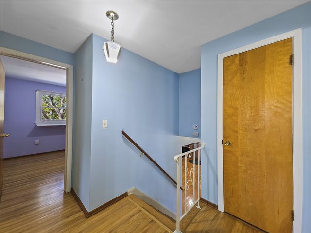 61 Debby Lane, Gates, NY 14606