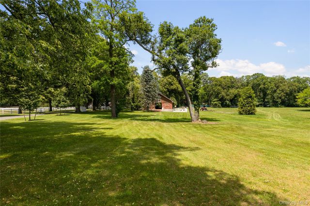 97 Pound Hollow Road, Old Brookville, NY 11545