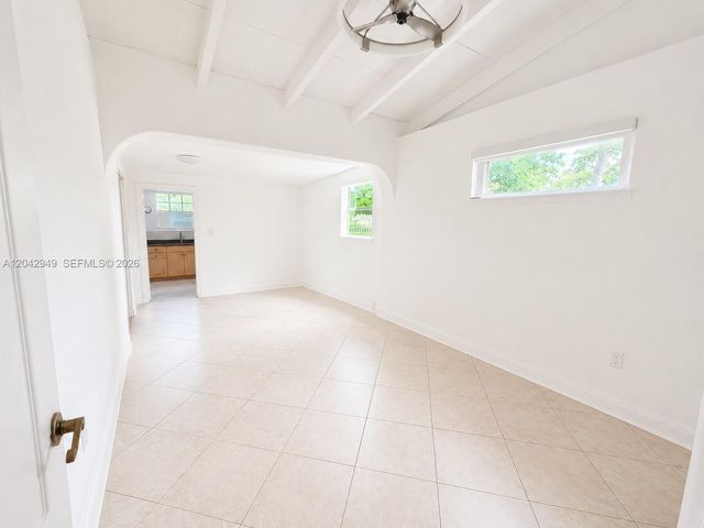 401 NW 198th St, Miami Gardens, FL 33169